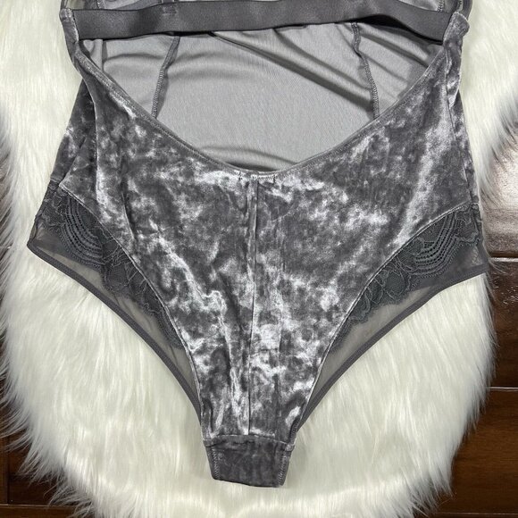 Soma Women's Size Medium Velvet‎ Illusion Excalibur Bodysuit Teddy Lingerie - Picture 8 of 11